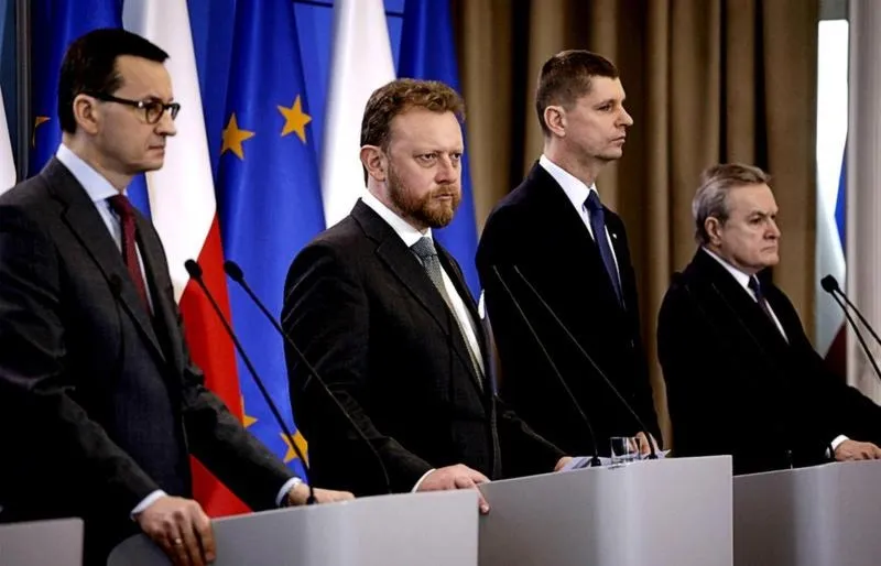 Co nowego w polityce w Polsce? Najważniejsze zmiany i wydarzenia miesiąca