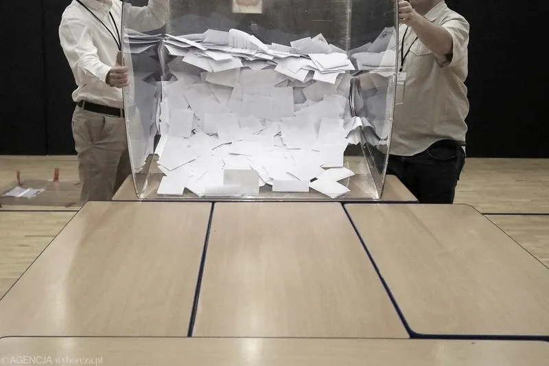 Jak w prosty sposób liczyć głosy w wyborach samorządowych?