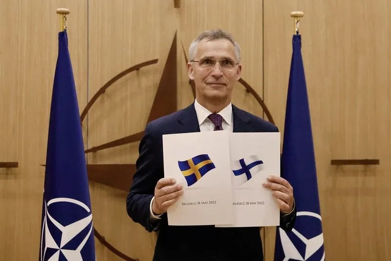 Kiedy Finlandia i Szwecja dołączą do NATO? Kluczowe informacje i przewidywania