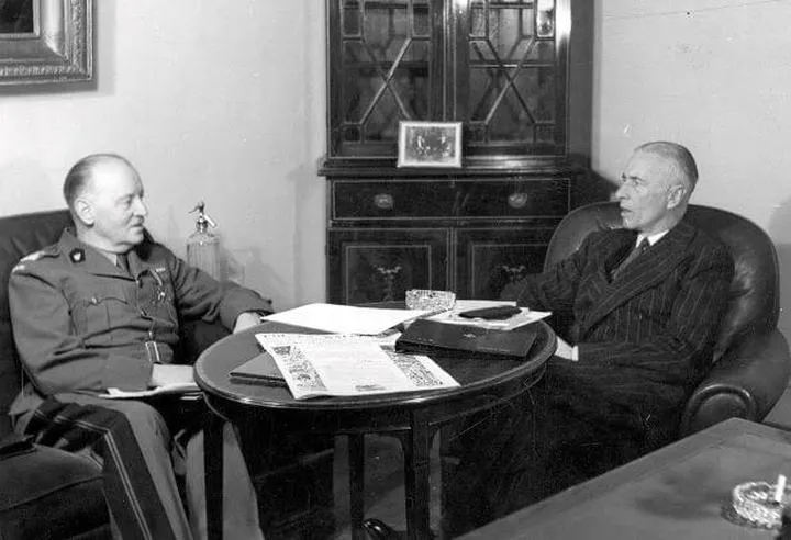 Zrozumienie rządu emigracyjnego: kluczowe terminy i ich znaczenie